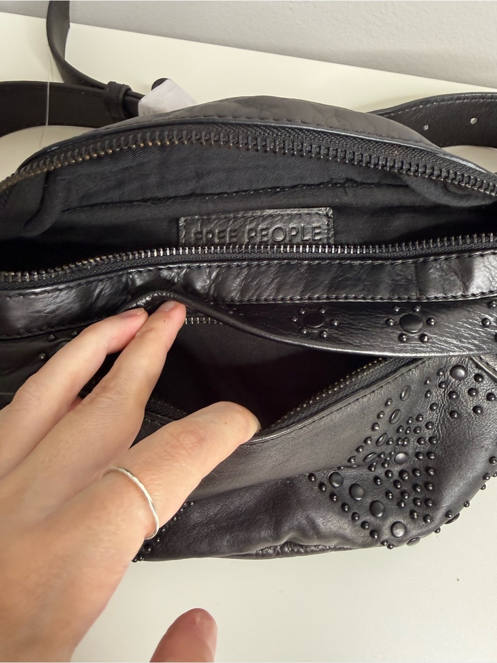 Free People Ana Adorned Sling Bag Black Leather Studded NWT $98 - Picture 5 of 7